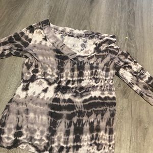 Grey and withe shirt